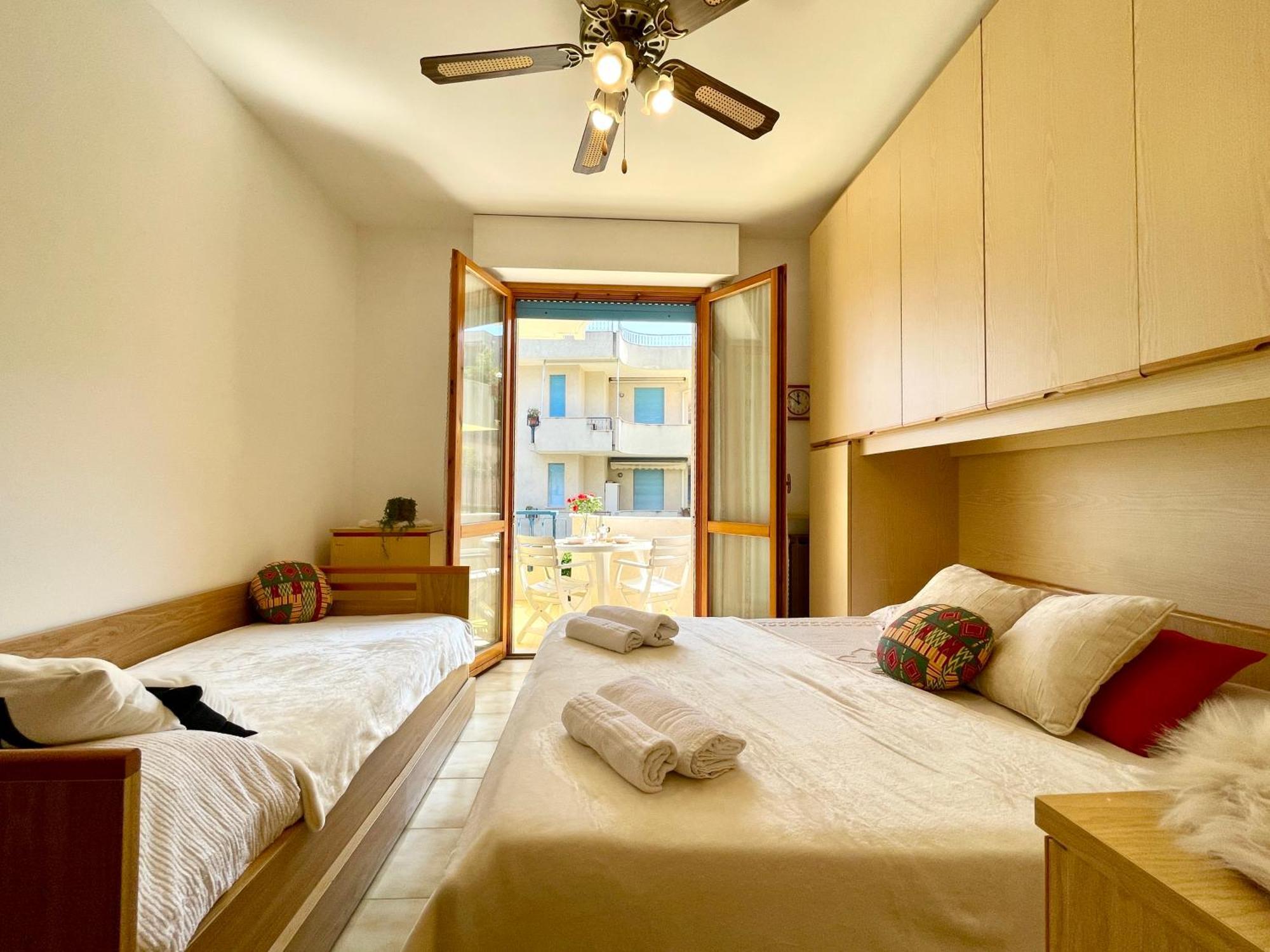 2 Locali A 600 Mt Dal Mare - Free Parking Apartment เชริอาเล ภายนอก รูปภาพ