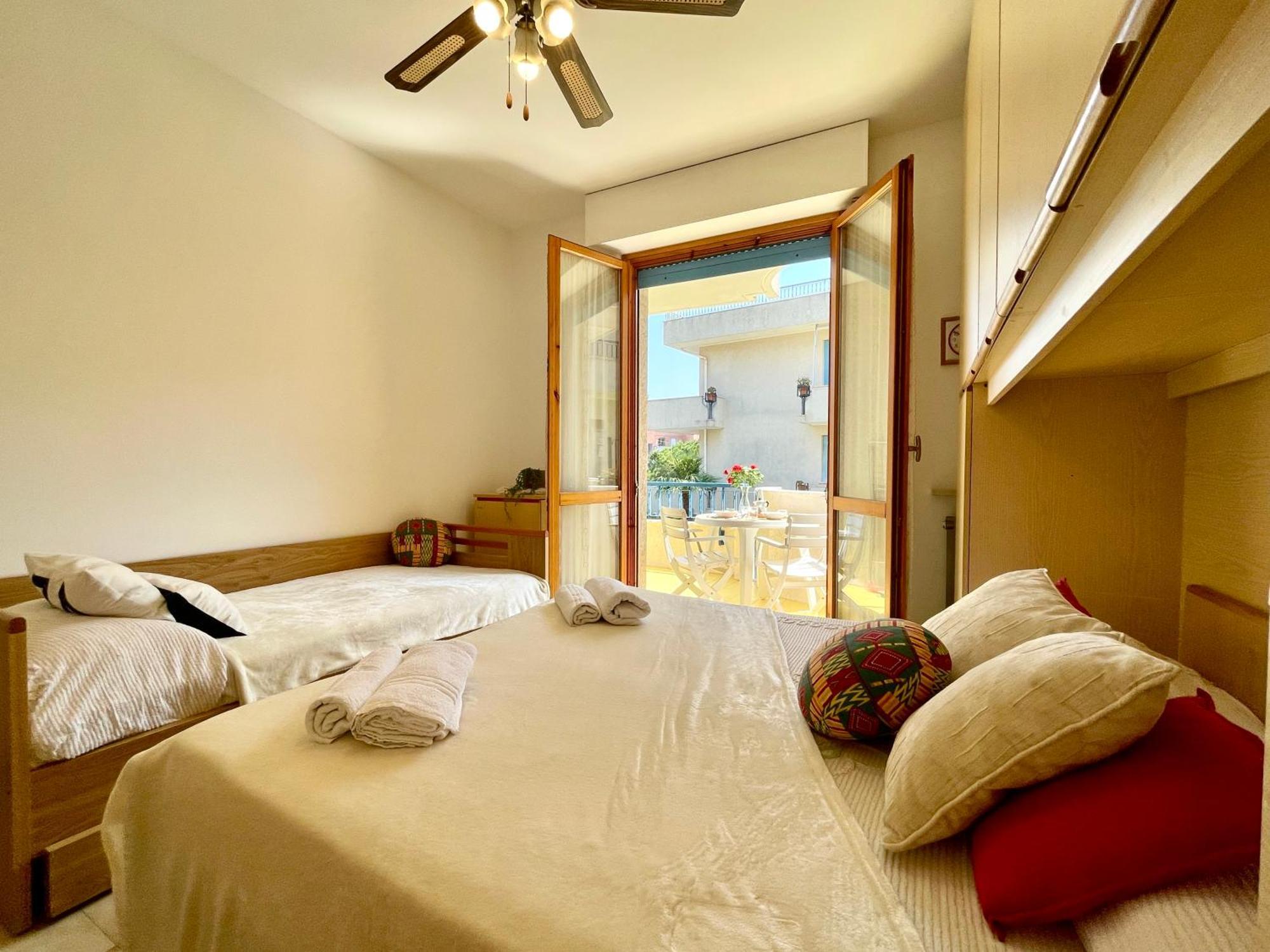 2 Locali A 600 Mt Dal Mare - Free Parking Apartment เชริอาเล ภายนอก รูปภาพ